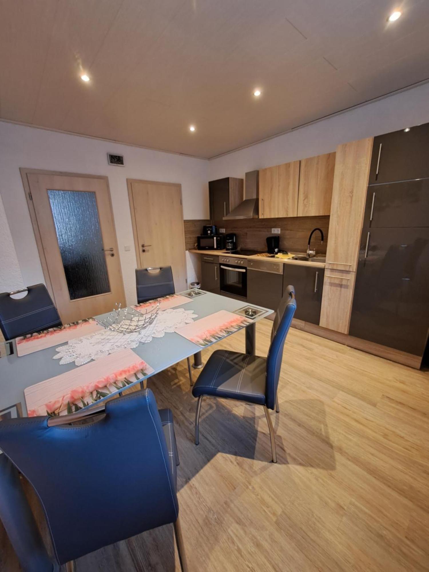 Urlaub Und Arbeit In Waldheim Apartment ภายนอก รูปภาพ